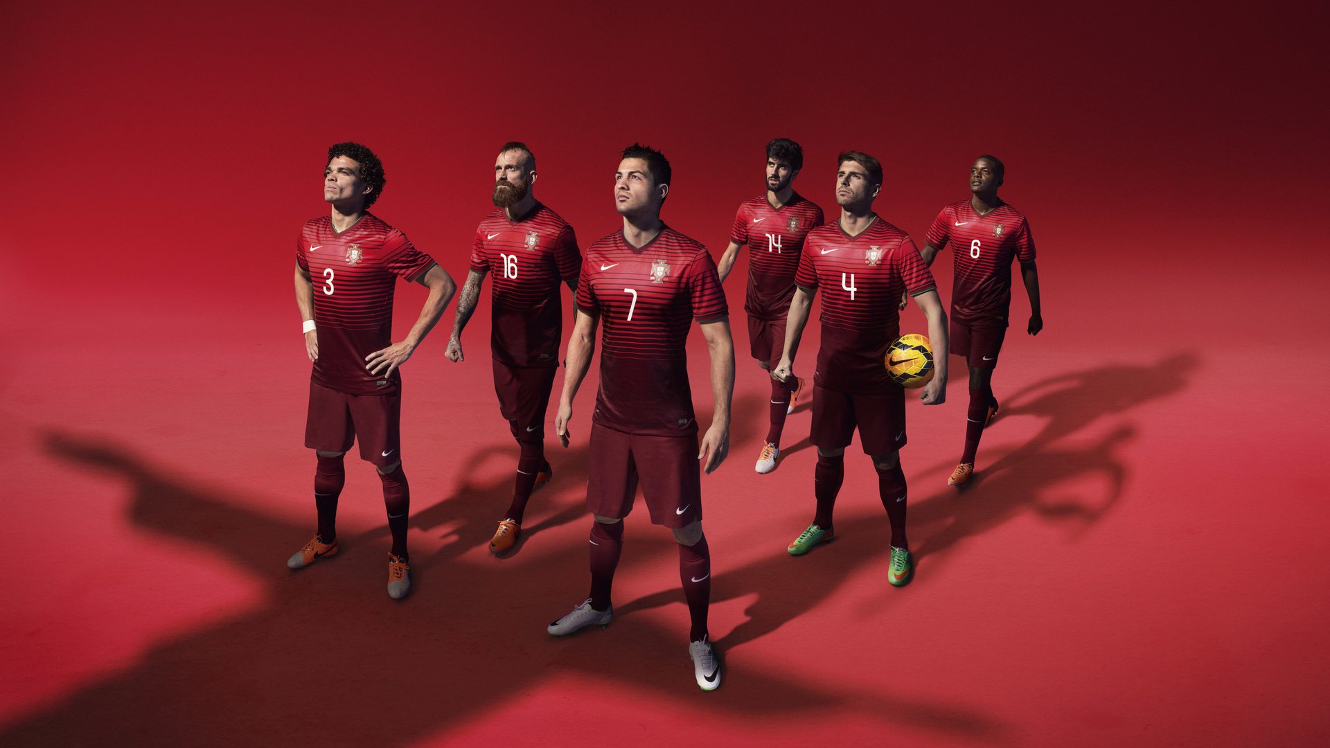 南安普顿主场不敌对手，遭遇意外失利，南安普顿首发